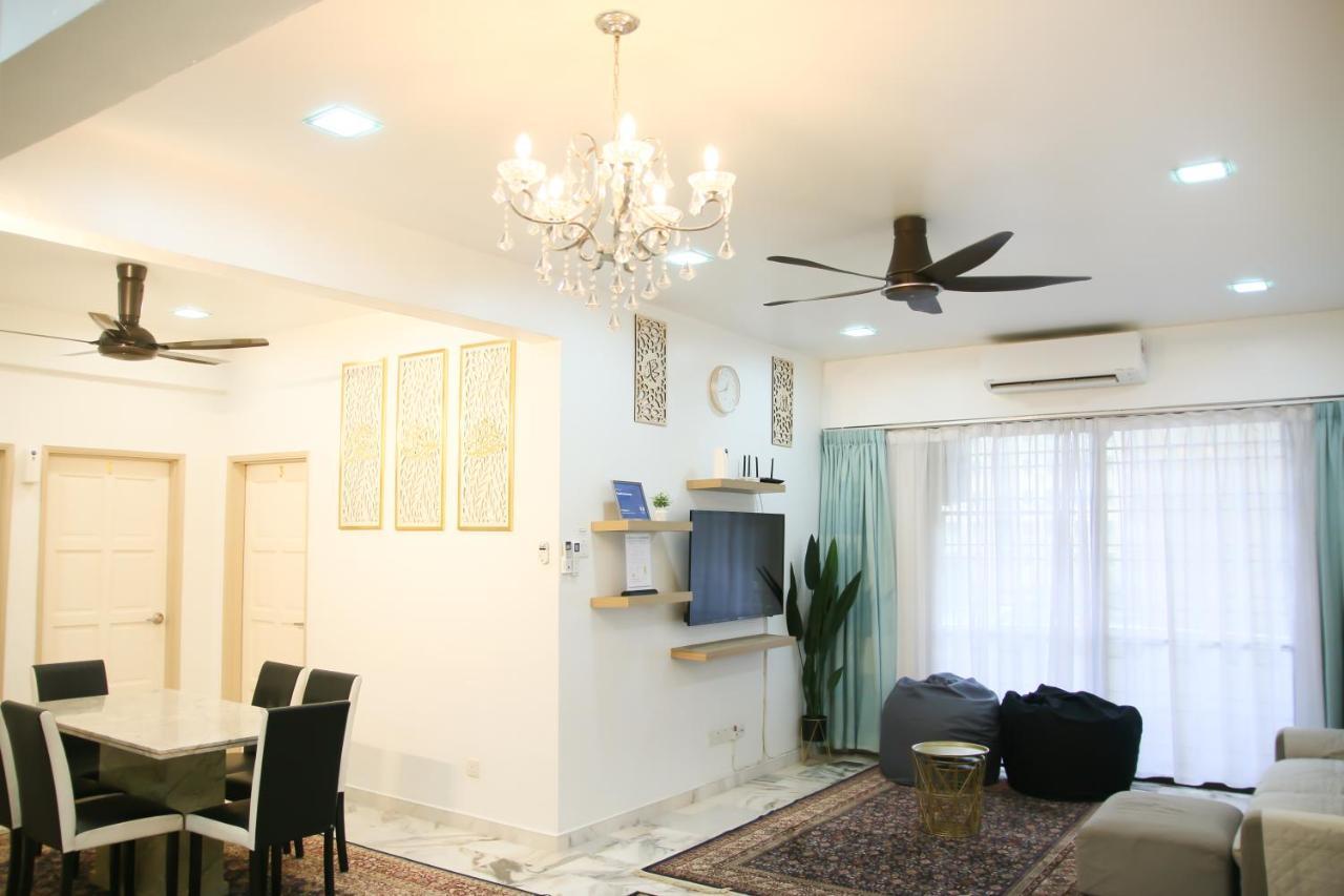 Puteh Homestay Shah Alam Exterior foto