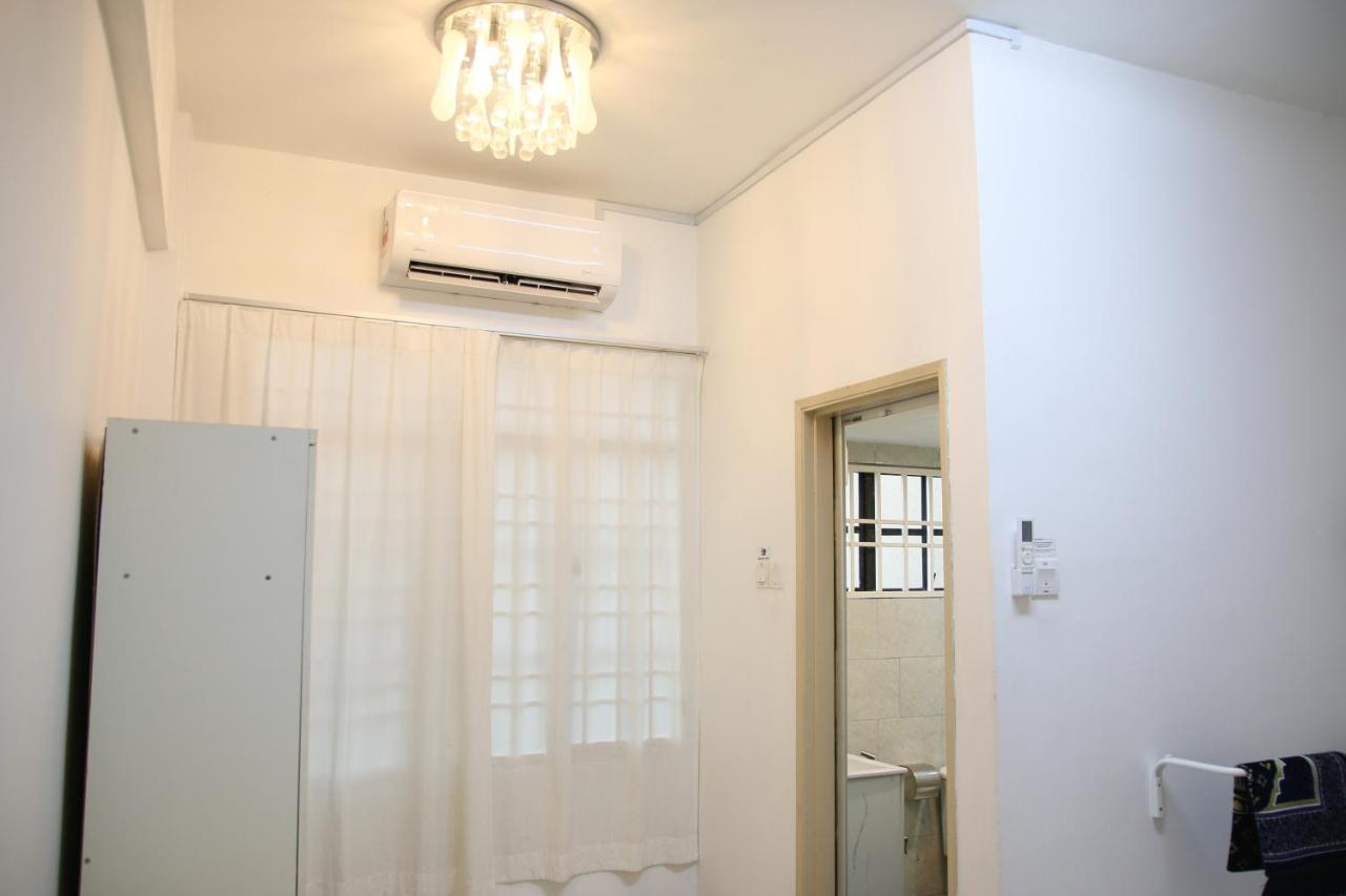 Puteh Homestay Shah Alam Exterior foto
